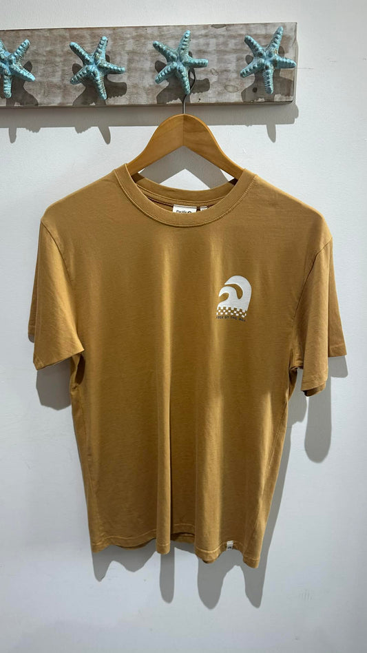 T-Shirt Men's Adventurer - Amber - Treasure Trove Online